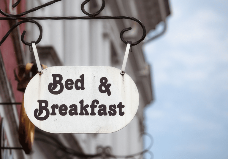 Looking for a Bed and Breakfast in Hereford? Here’s Why Jmart Booking is the Better Choice