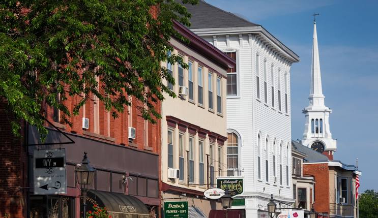 Bed and Breakfast Newburyport MA | A Coastal Haven of Comfort and Charm